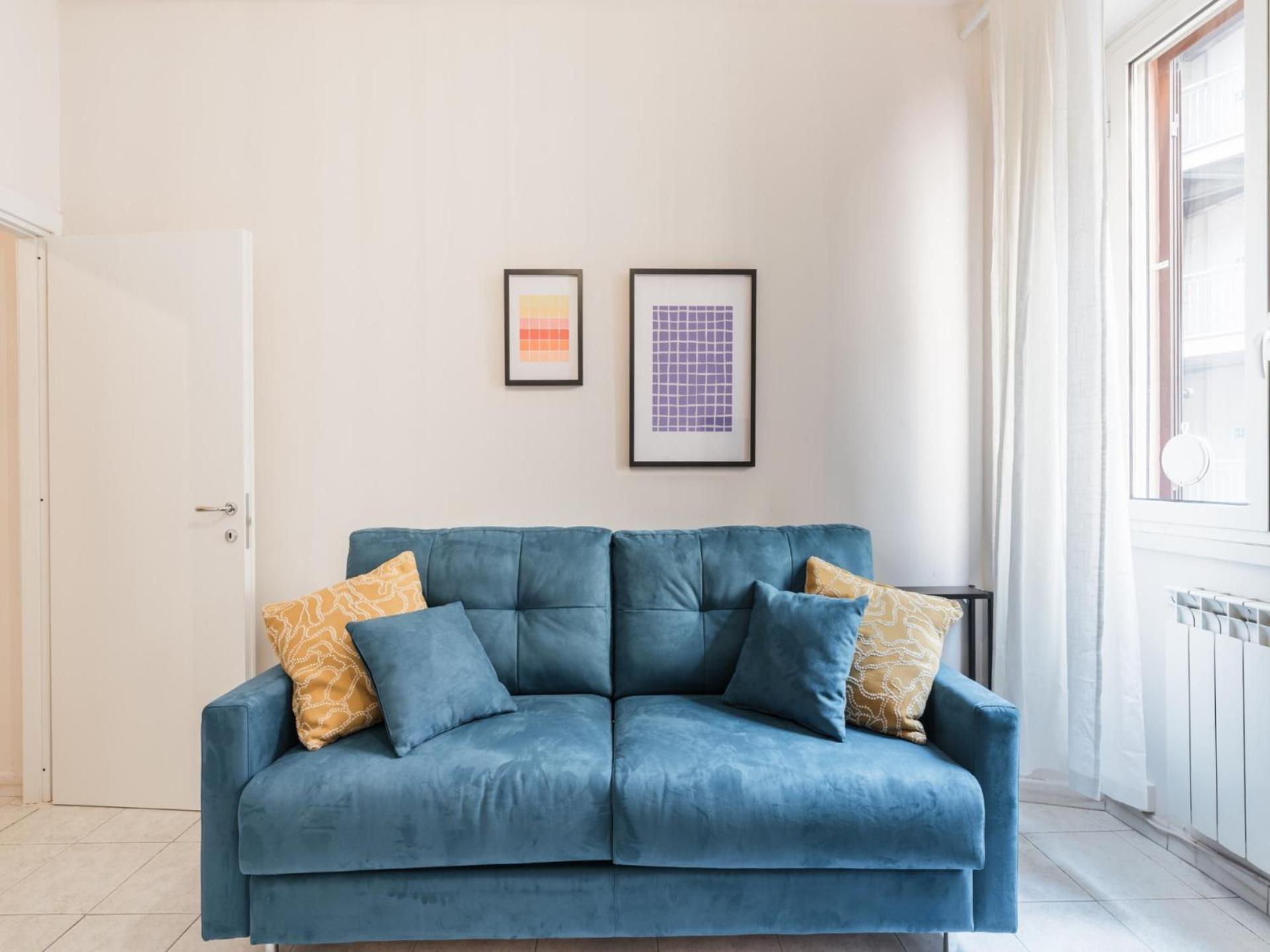 The Best Rent - Spacious One-Bedroom Apartment Near Colosseum Rome Exterior photo